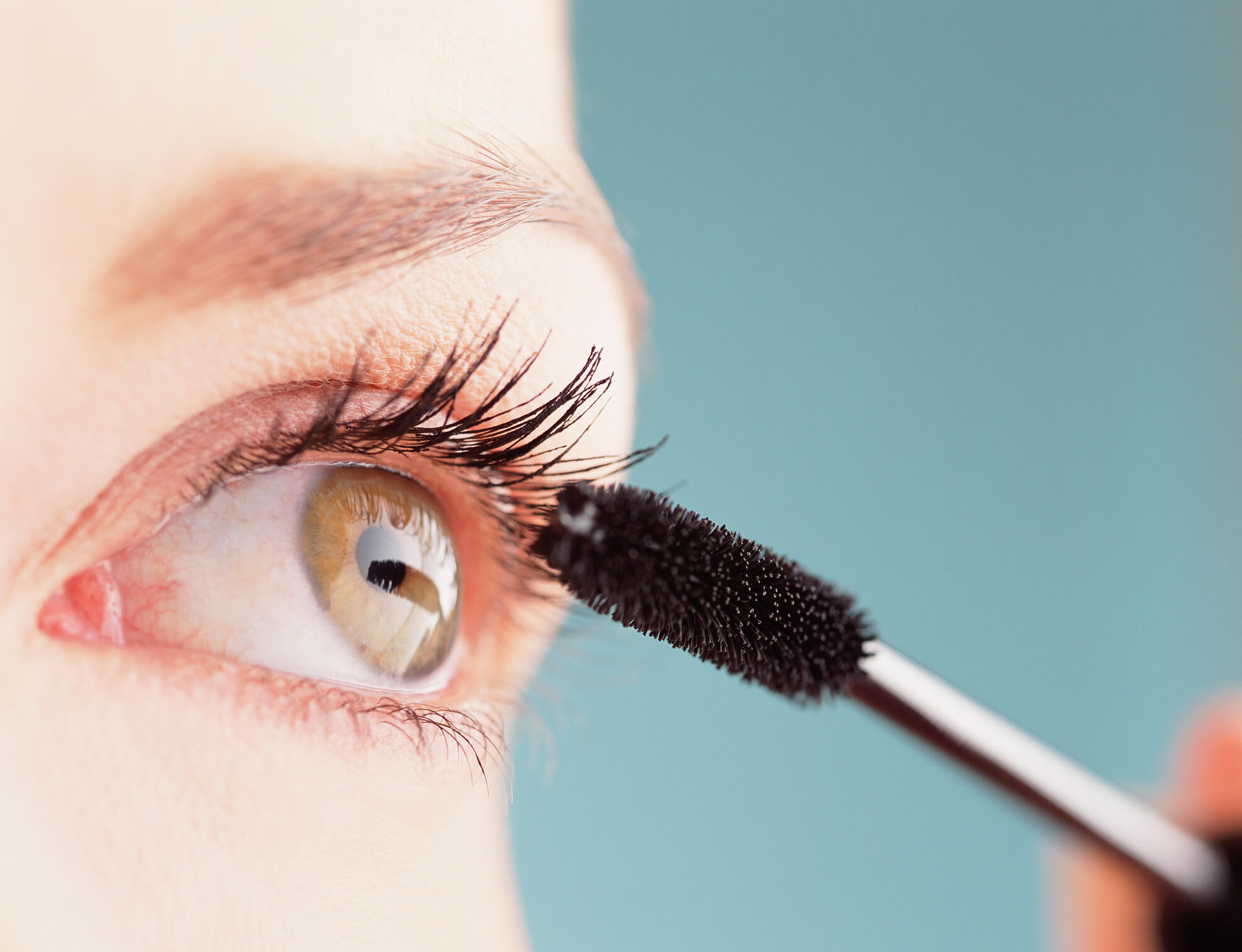 Best Mascara for Sensitive Eyes: We Review Top 10 Brands | New Idea Magazine