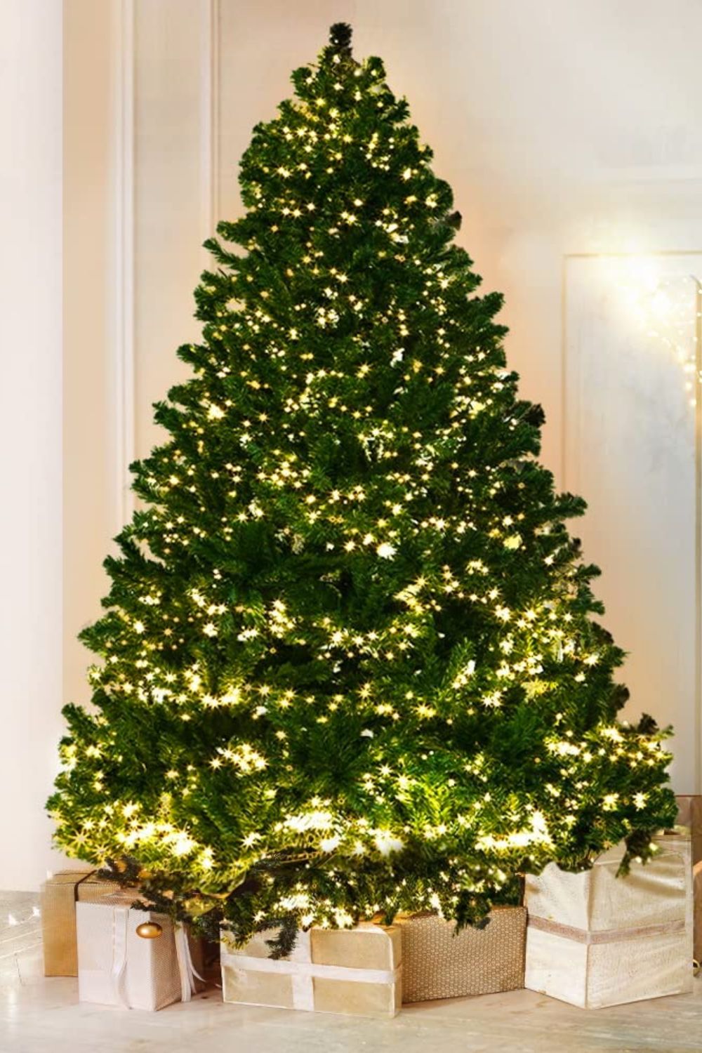 christmas-tree-amazon-light-up