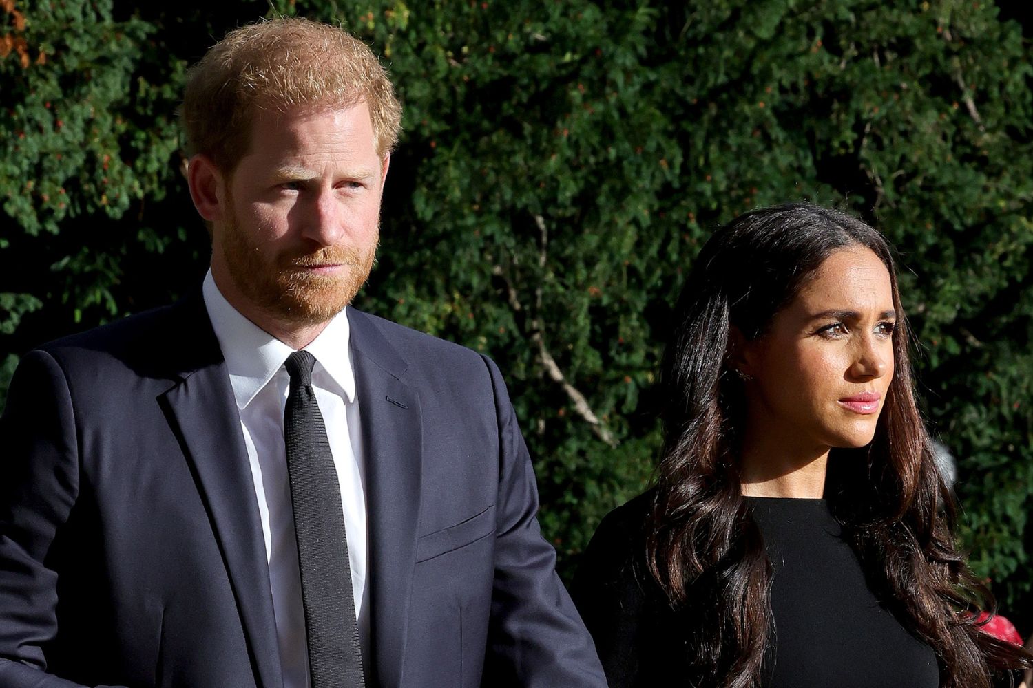 harry-meghan-looking-dissapointed