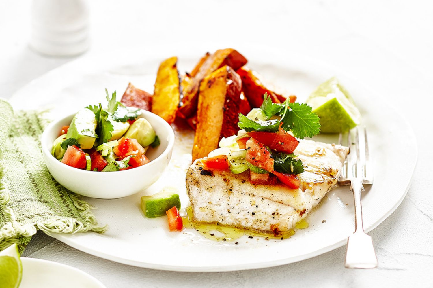 fish-with-avocade-salsa-and-wedges