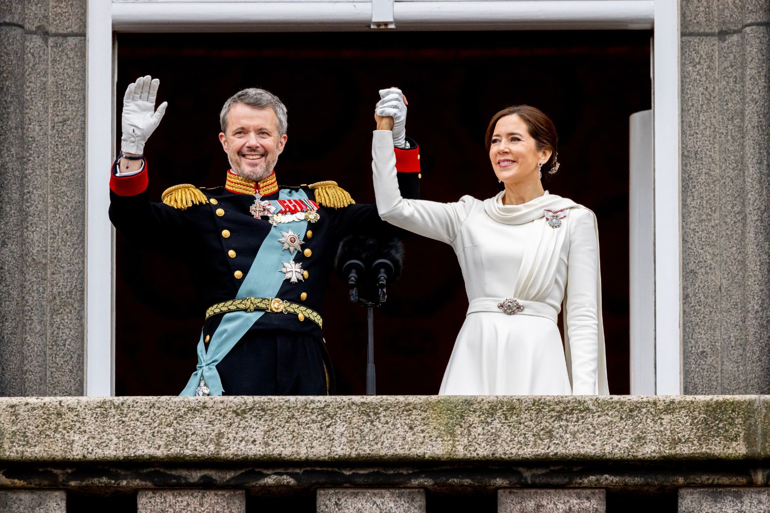 king-frederik-queen-mary-proclamation