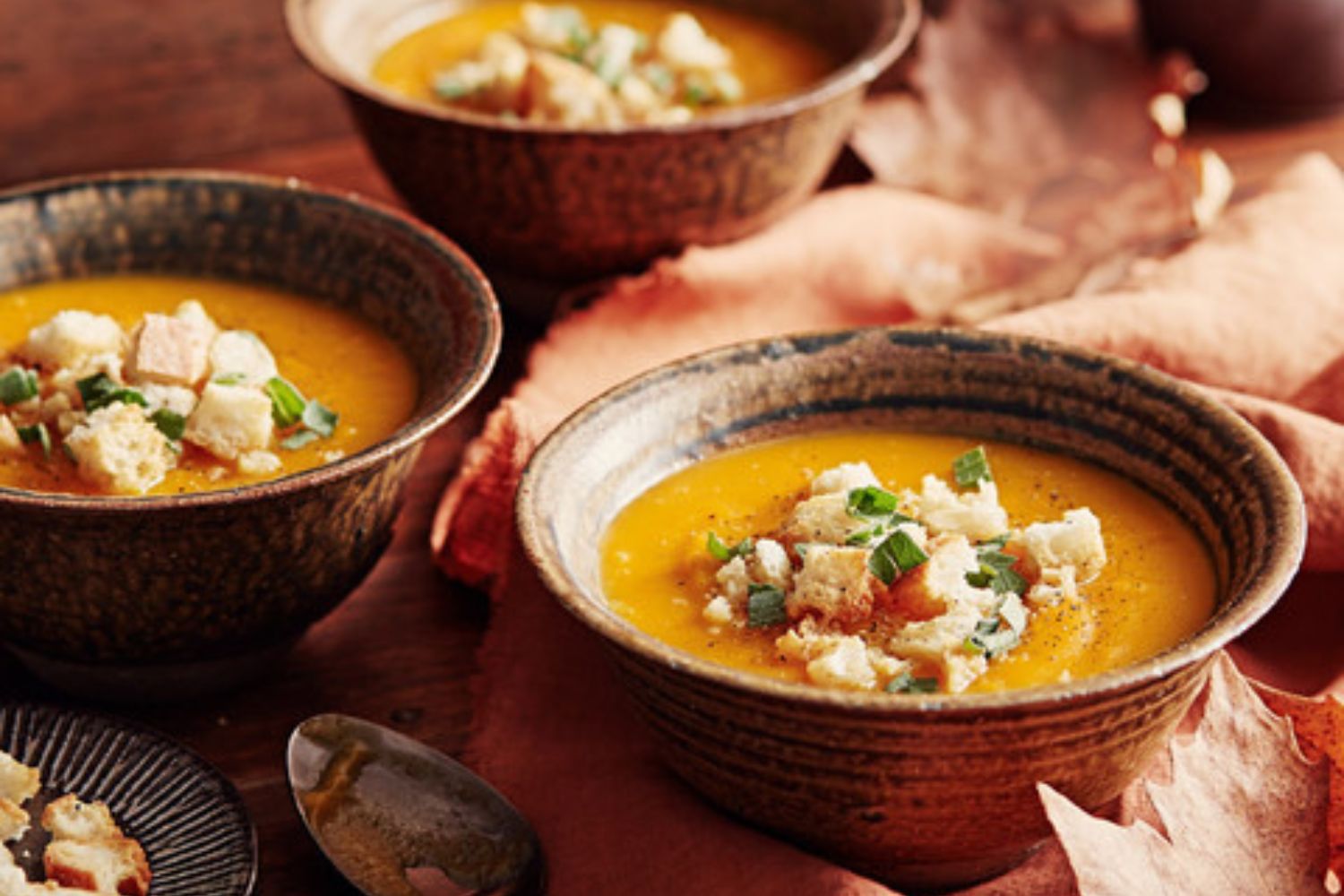 roasted-pumpkin-garlic-soup