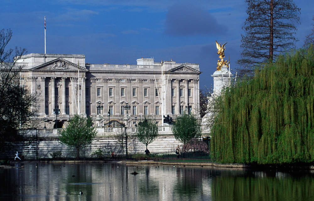 Buckingham Palace from St James Park
