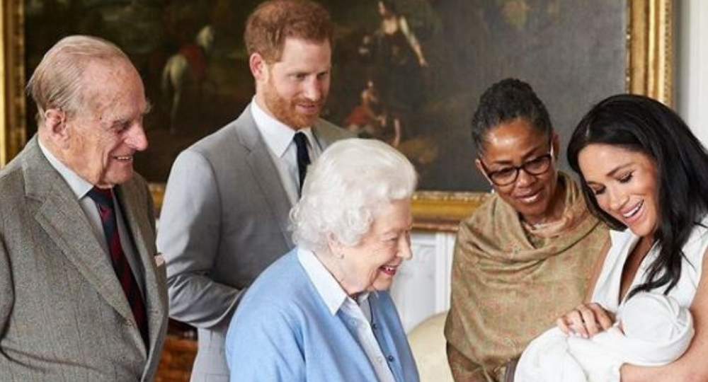 Royal family meeting baby Archie
