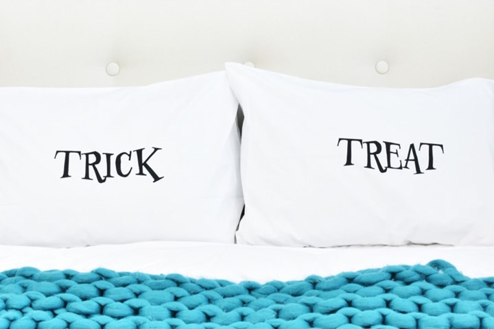 trick-or-treat-pillowcase