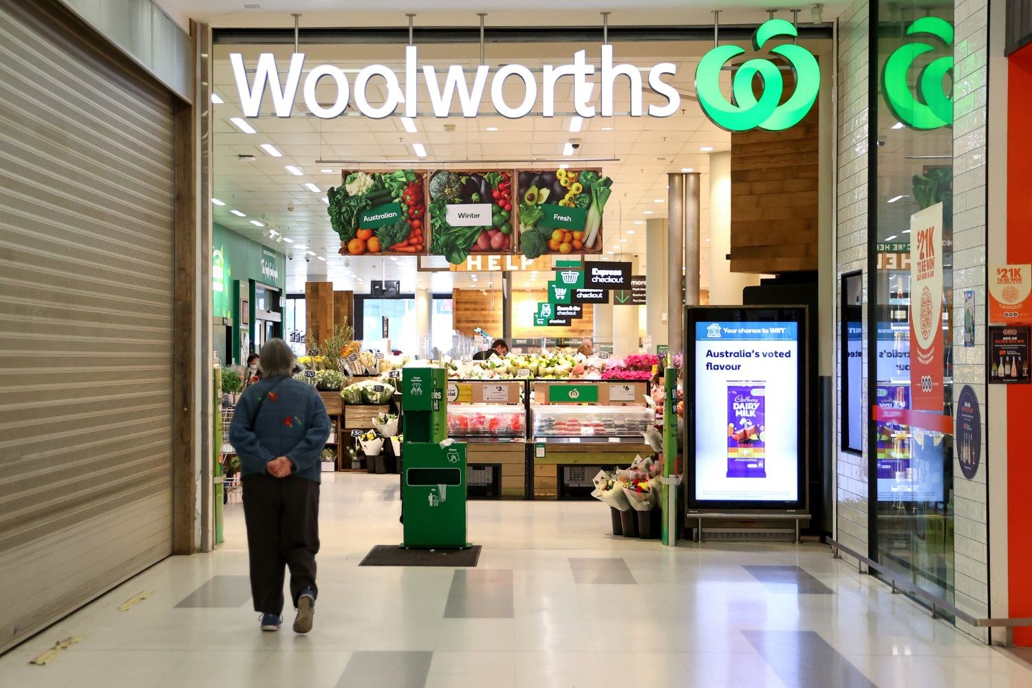 Woolworths anzac day opening hours