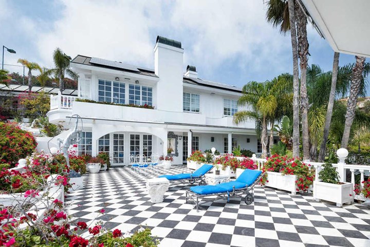 Prince Harry and Meghan Markle buy Malibu beach house | New Idea Magazine