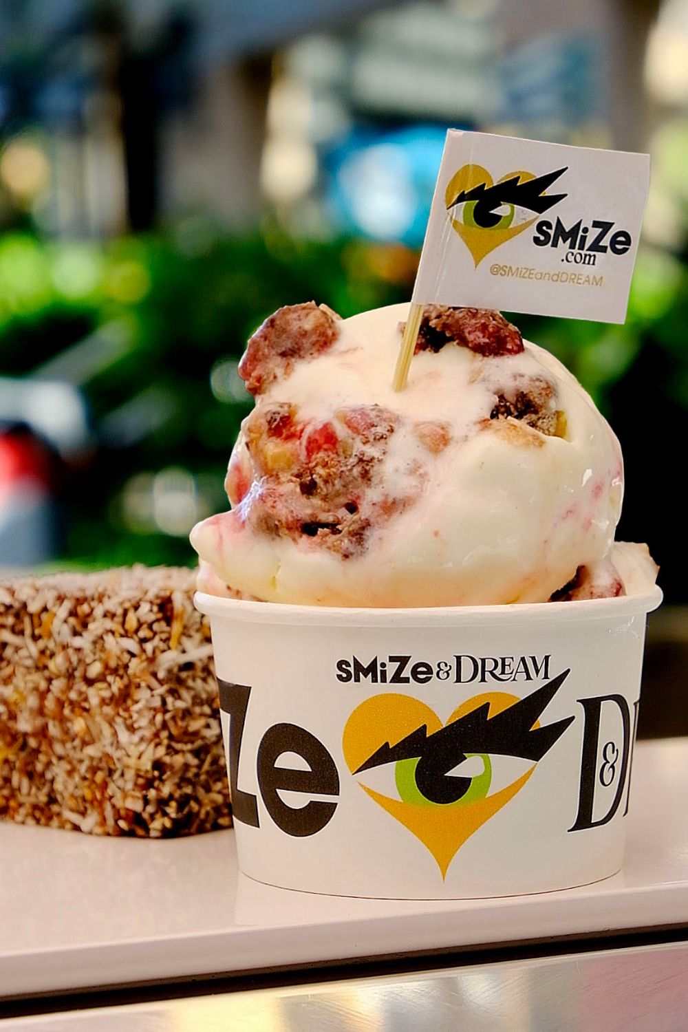 SMiZE Miss Coco Lamington