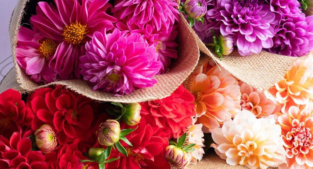 The best (and fastest) flower delivery services for every taste this Mother’s Day