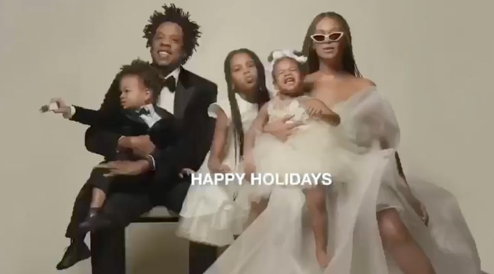 Beyonce shares rare family photo featuring Jay Z, Blue Ivy and twins ...